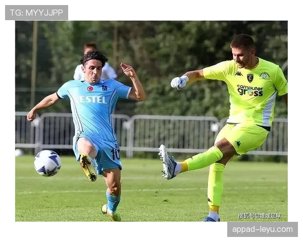 奥德加德状态回暖，中场指挥官引领球队重返巅峰