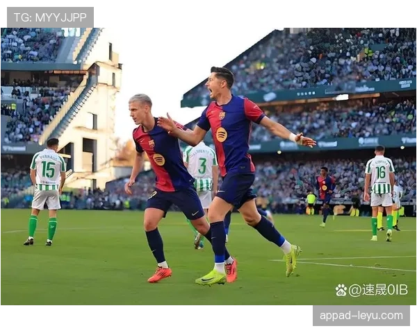 莱万多夫斯基伤愈复出状态回暖，强势回归赛场引期待