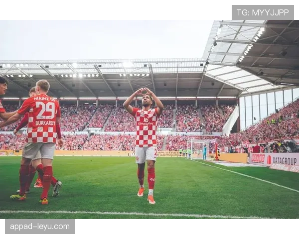 斯图加特中场状态回暖,助球队豪取联赛连胜 斯图加特中场状态回暖,助球队豪取联赛连胜