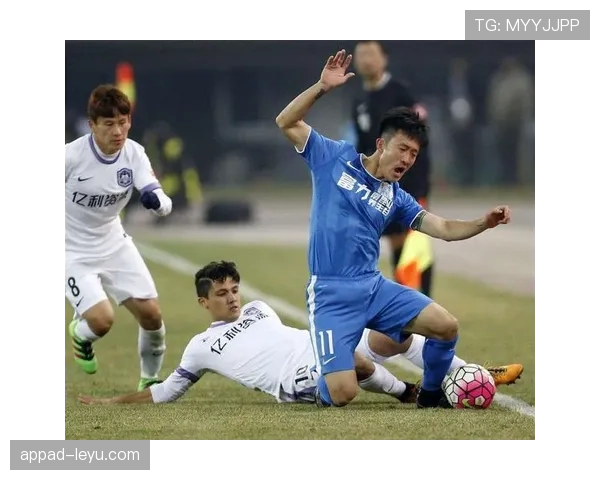 兰斯新赛季赛程解析：挑战与机遇交织，球队目标日渐清晰